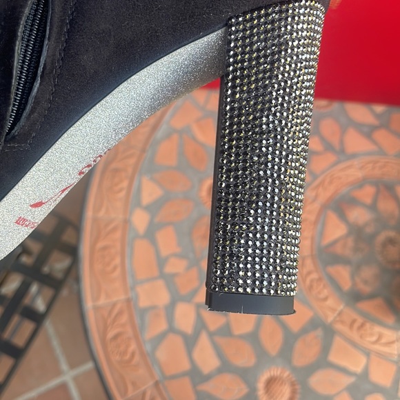 Rene Caovilla boots with glitter hills. Like new - Picture 5 of 7